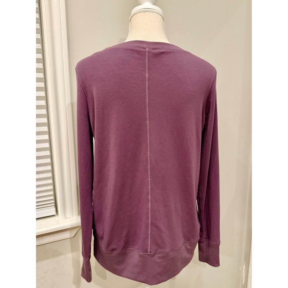 Gaiam Womens Purple w Silver Mandala Long Sleeve Sweatshirt Soft Yoga Pullover M - Picture 4 of 4